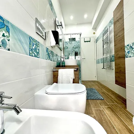 - Aphrodite House Apartment