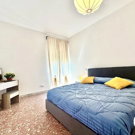 - Aphrodite House * Lido di Ostia